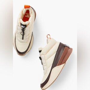Sorel | Puffy Zip Waterproof Boots | Cream and Tan